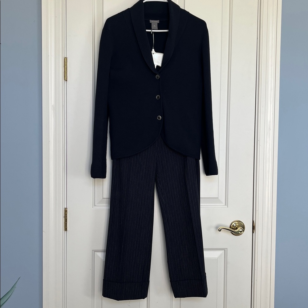 Ann Taylor Wide Bottom Capri Dress Pants - Picture 14 of 14